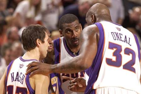 两人之间的 两人之间的