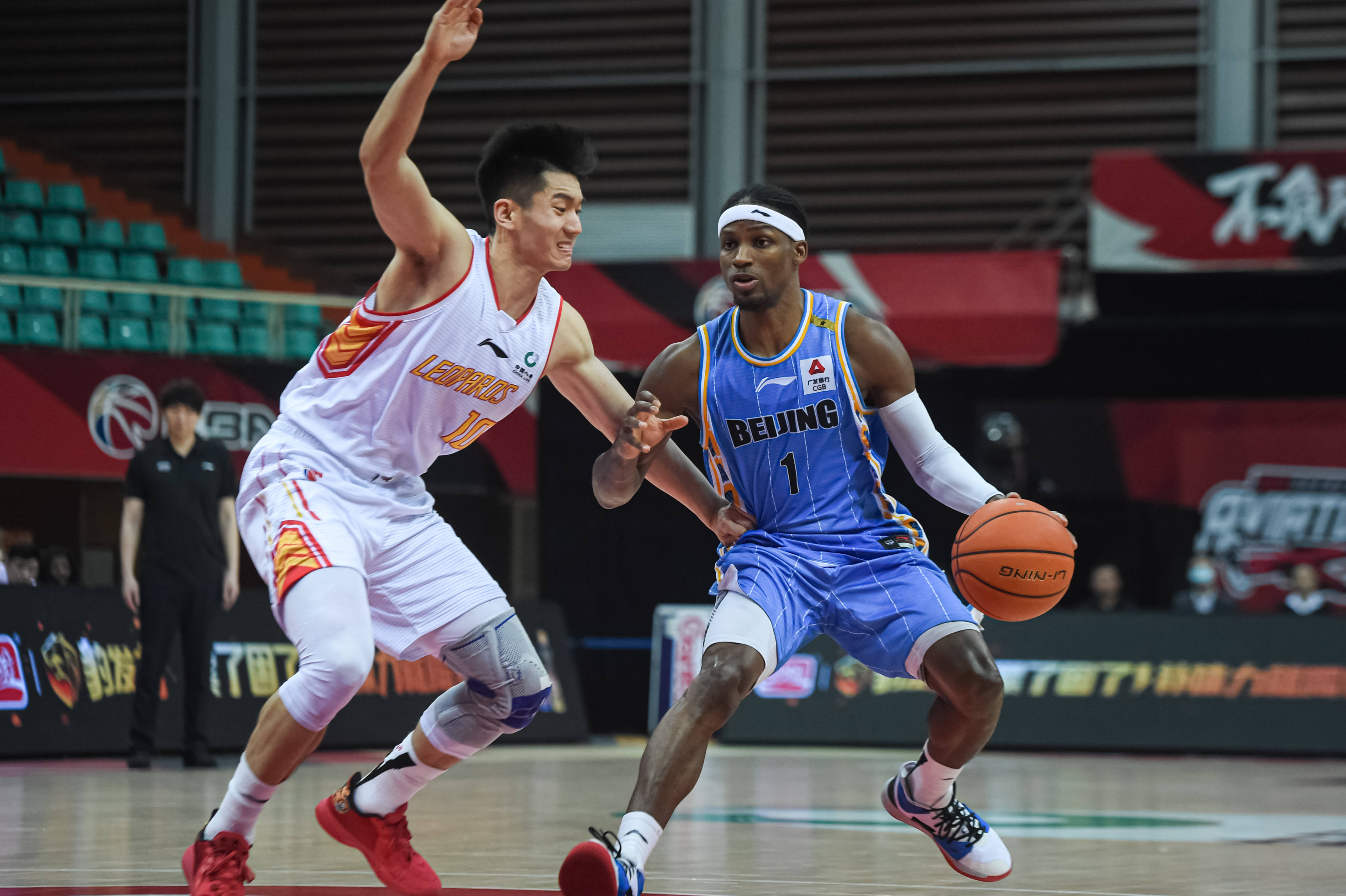 中坚力量 中坚力量